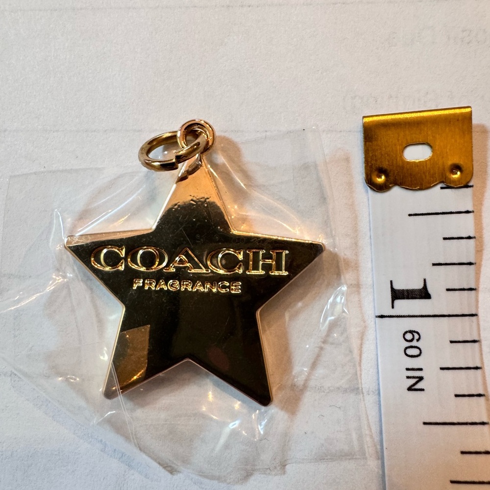 Coach Gold Star Charm RARE - Picture 4 of 5